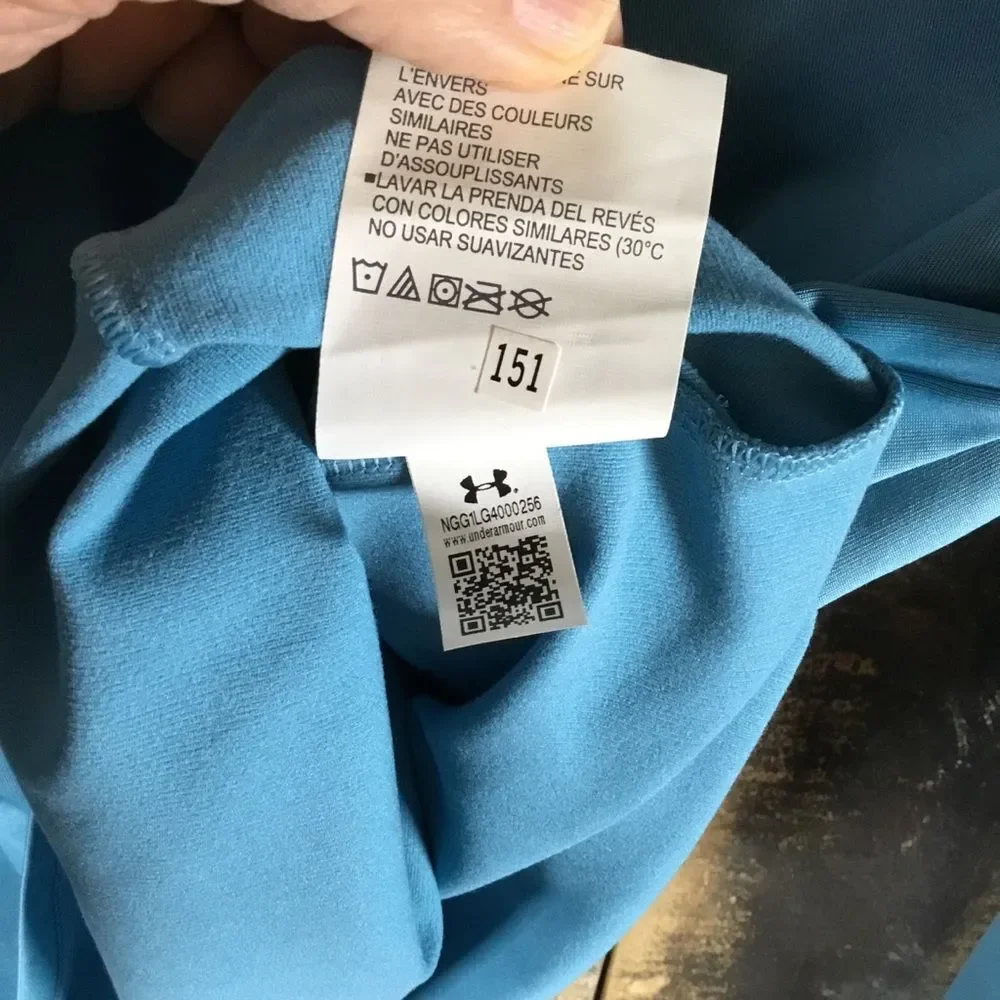 Under Armour long sleeve t-shirt child/women’s size medium